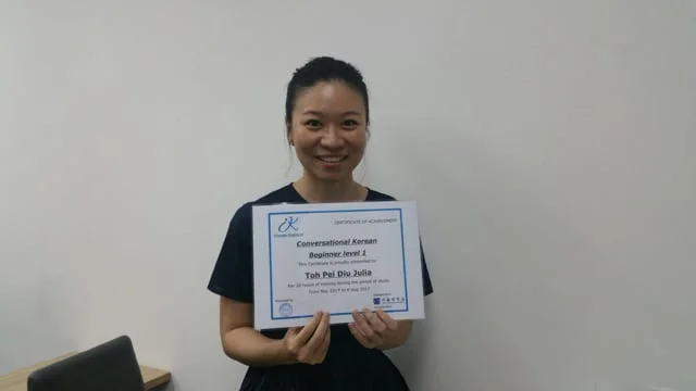 Julia, Beginner 1 student speaking Korean